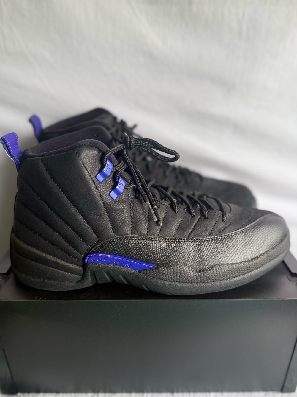 AUTHENTIC Jordan 12 Retro Black Dark Concord size 10.5 CT8013-005 2020 PRE-OWNED